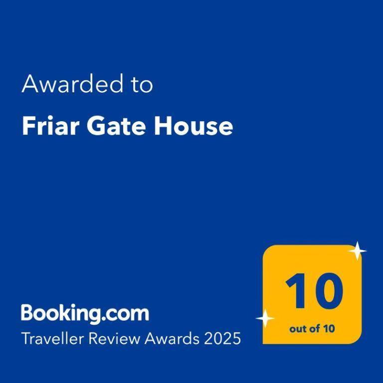 Award-winning Four Bedrooms House, Parking, Wifi By Short Term Short Lets & Serviced * Derby
