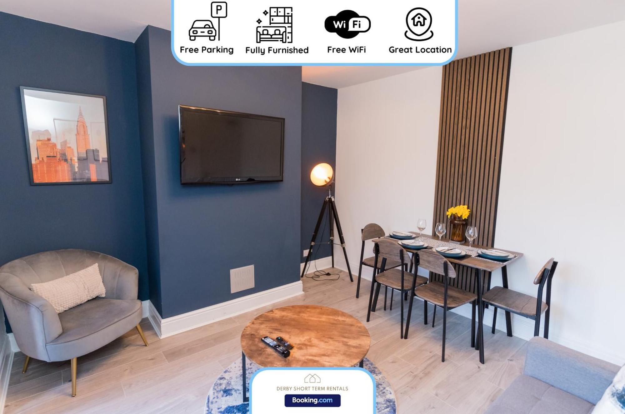 Award-winning Four Bedrooms House, Parking, Wifi By Short Term Short Lets & Serviced *